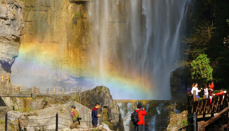 宜昌三峽大瀑布旅游直通車