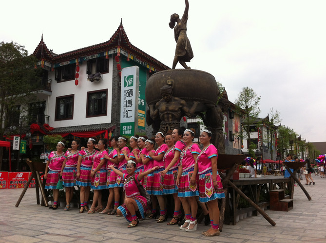 恩施土家女兒城旅游指南 恩施土家女兒城旅游指南