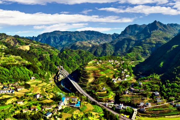 宜昌富裕山游客中心