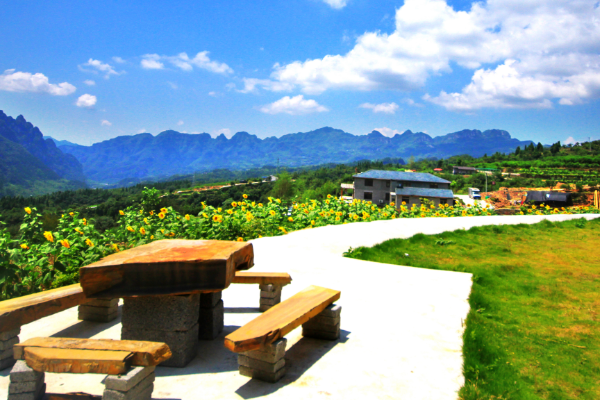 宜昌富裕山游客中心