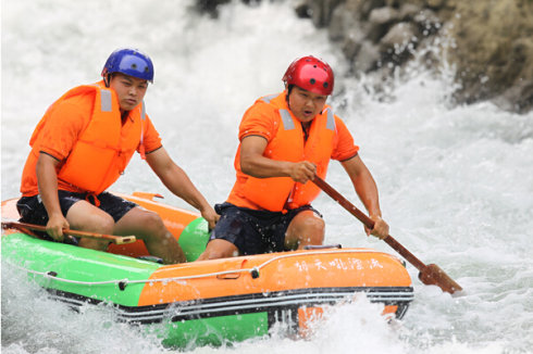 宜昌朝天吼漂流直通車