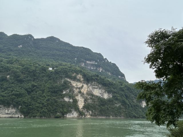 宜昌三峽旅游船 宜昌三峽旅游船